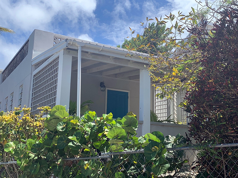 Paradise Properties - Lasata Garden Cottage - Place Of Peace