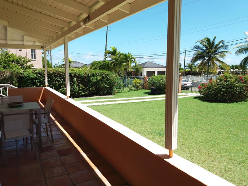 Paradise Properties - Rosebud