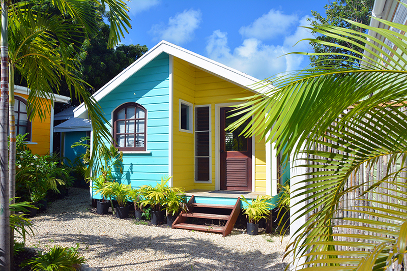 Paradise Properties - Bay Gardens Cottage 