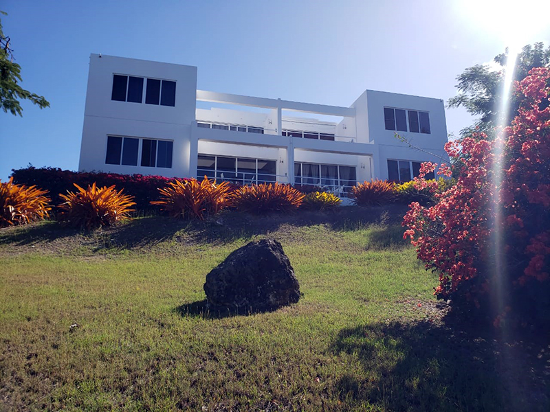 Paradise Properties - Lord View Manor Apartments
