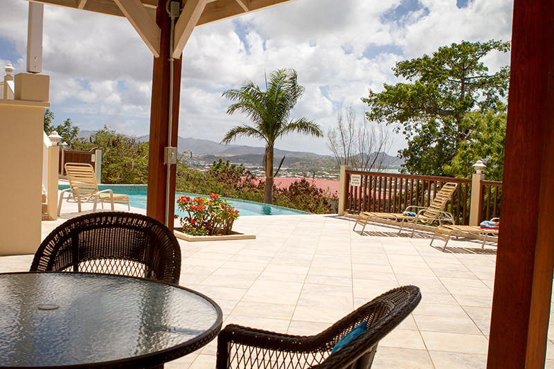 Paradise Properties - Silk Cotton House 